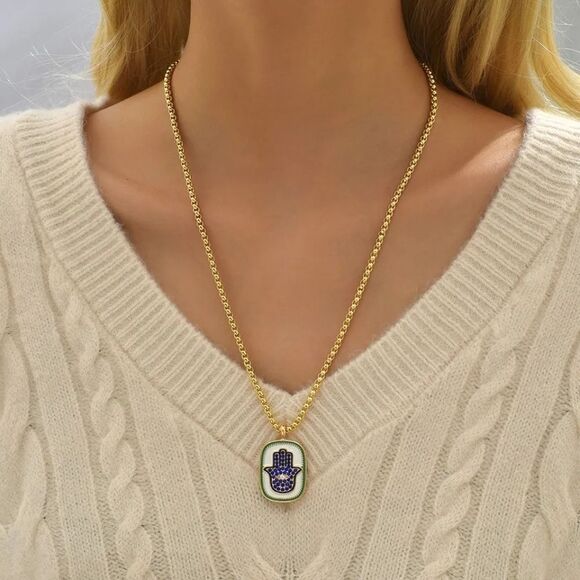 18k Gold Plated Reversible Hamsa Medallion Guidance Necklace - Picture 4 of 10